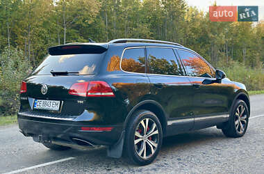 Внедорожник / Кроссовер Volkswagen Touareg 2011 в 