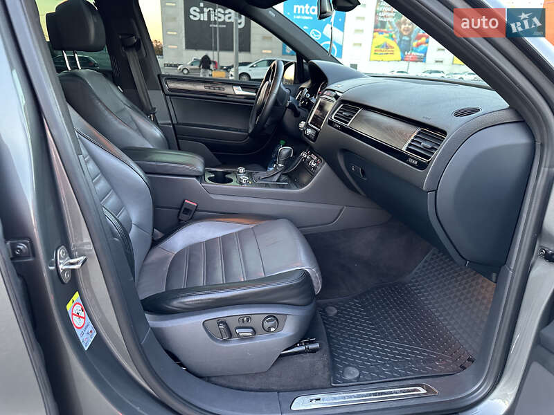 Внедорожник / Кроссовер Volkswagen Touareg 2014 в Черновцах фото 21 Внедорожник / Кроссовер Volkswagen Touareg 2014 в Черновцах