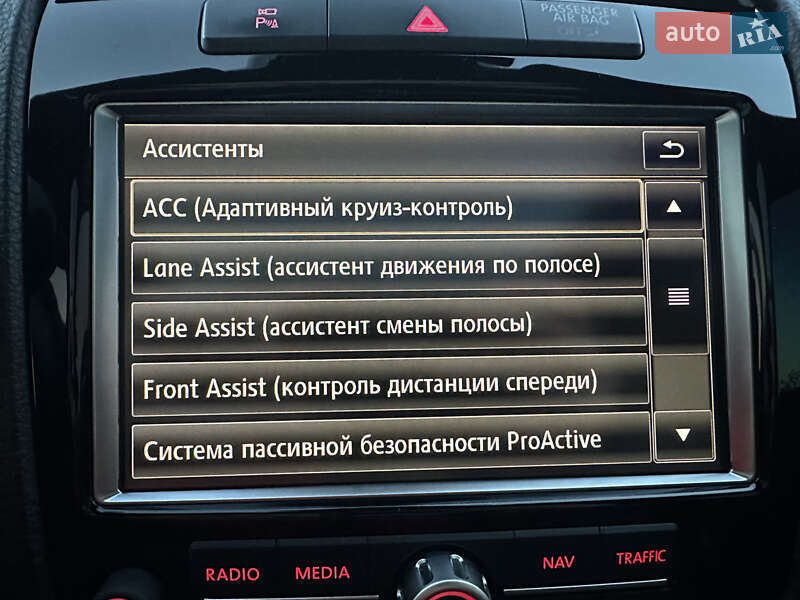 Внедорожник / Кроссовер Volkswagen Touareg 2014 в Черновцах фото 35 Внедорожник / Кроссовер Volkswagen Touareg 2014 в Черновцах