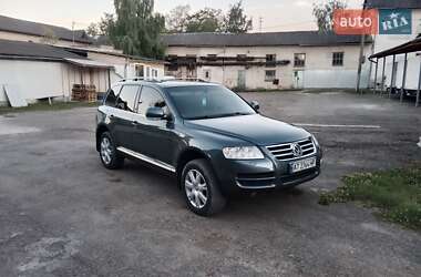 Внедорожник / Кроссовер Volkswagen Touareg 2004 в Тлумаче