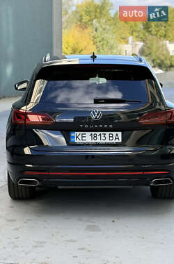 Внедорожник / Кроссовер Volkswagen Touareg 2023 в 