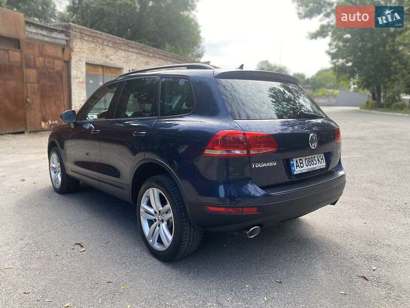 Позашляховик / Кросовер Volkswagen Touareg 2013 в Вінниці