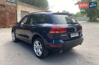 Внедорожник / Кроссовер Volkswagen Touareg 2013 в 