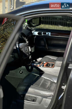 Внедорожник / Кроссовер Volkswagen Touareg 2006 в 