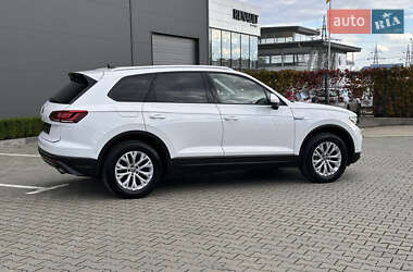 Внедорожник / Кроссовер Volkswagen Touareg 2020 в 