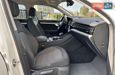 Внедорожник / Кроссовер Volkswagen Touareg 2020 в 
