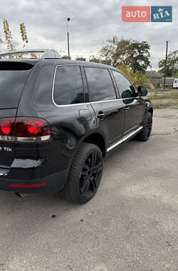 Позашляховик / Кросовер Volkswagen Touareg 2007 в 
