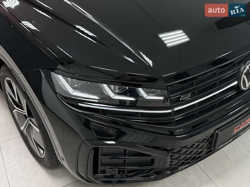 Позашляховик / Кросовер Volkswagen Touareg 2025 в Тернополі