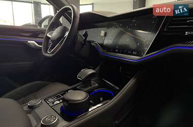 Внедорожник / Кроссовер Volkswagen Touareg 2025 в 