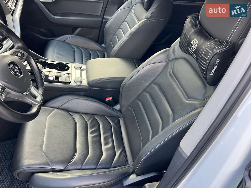 Внедорожник / Кроссовер Volkswagen Touareg 2019 в Дунаевцах фото 35 Внедорожник / Кроссовер Volkswagen Touareg 2019 в Дунаевцах
