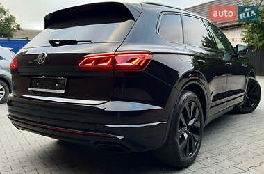 Внедорожник / Кроссовер Volkswagen Touareg 2022 в 