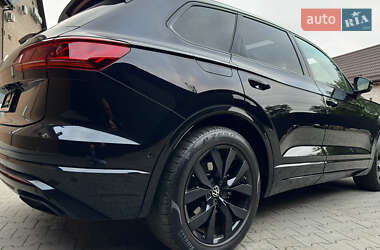 Внедорожник / Кроссовер Volkswagen Touareg 2022 в 