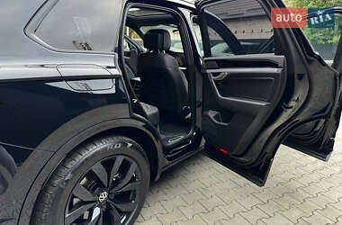 Внедорожник / Кроссовер Volkswagen Touareg 2022 в 