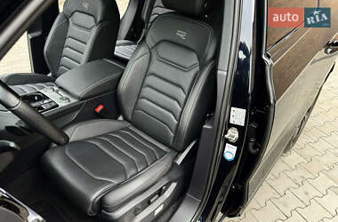 Внедорожник / Кроссовер Volkswagen Touareg 2022 в 