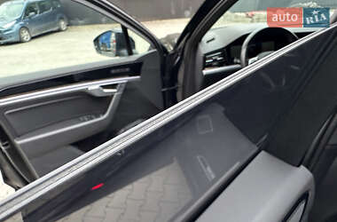 Внедорожник / Кроссовер Volkswagen Touareg 2022 в 