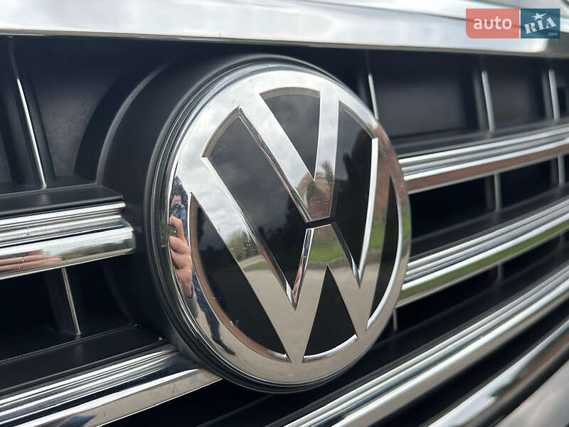 Позашляховик / Кросовер Volkswagen Touareg 2018 в Сарнах фото 40 Позашляховик / Кросовер Volkswagen Touareg 2018 в Сарнах