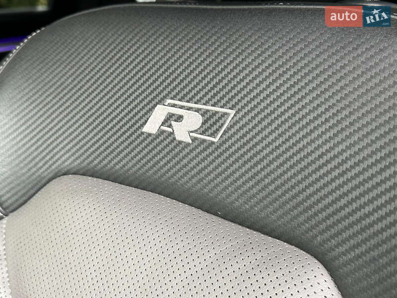 Позашляховик / Кросовер Volkswagen Touareg 2018 в Сарнах фото 87 Позашляховик / Кросовер Volkswagen Touareg 2018 в Сарнах