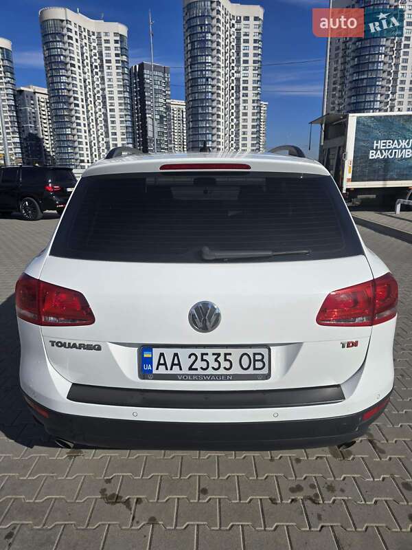 Позашляховик / Кросовер Volkswagen Touareg 2013 в Києві фото 5 Позашляховик / Кросовер Volkswagen Touareg 2013 в Києві