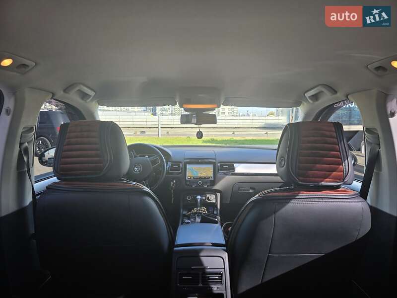 Позашляховик / Кросовер Volkswagen Touareg 2013 в Києві фото 7 Позашляховик / Кросовер Volkswagen Touareg 2013 в Києві