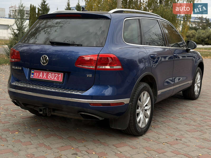 Внедорожник / Кроссовер Volkswagen Touareg 2017 в Лубнах