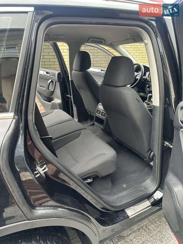 Позашляховик / Кросовер Volkswagen Touareg 2013 в Житомирі фото 10 Позашляховик / Кросовер Volkswagen Touareg 2013 в Житомирі