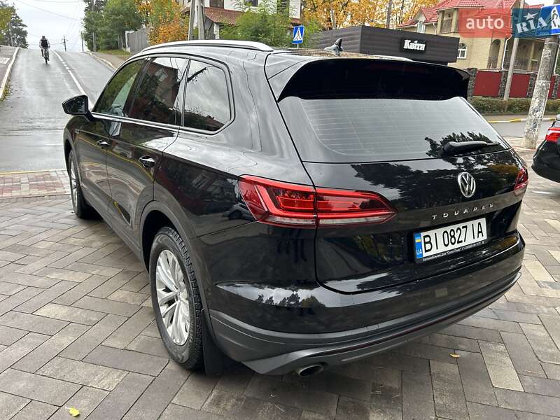 Позашляховик / Кросовер Volkswagen Touareg 2019 в Києві фото 9 Позашляховик / Кросовер Volkswagen Touareg 2019 в Києві