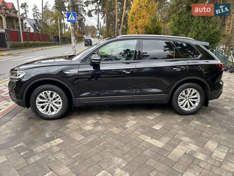 Позашляховик / Кросовер Volkswagen Touareg 2019 в Києві фото 5 Позашляховик / Кросовер Volkswagen Touareg 2019 в Києві