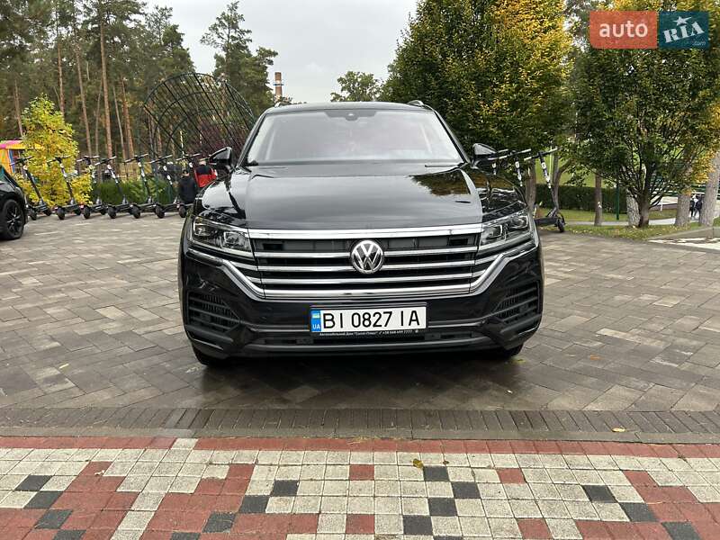 Позашляховик / Кросовер Volkswagen Touareg 2019 в Києві фото 11 Позашляховик / Кросовер Volkswagen Touareg 2019 в Києві