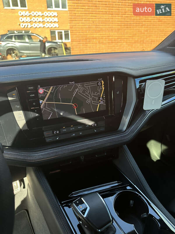 Внедорожник / Кроссовер Volkswagen Touareg 2019 в Днепре фото 16 Внедорожник / Кроссовер Volkswagen Touareg 2019 в Днепре