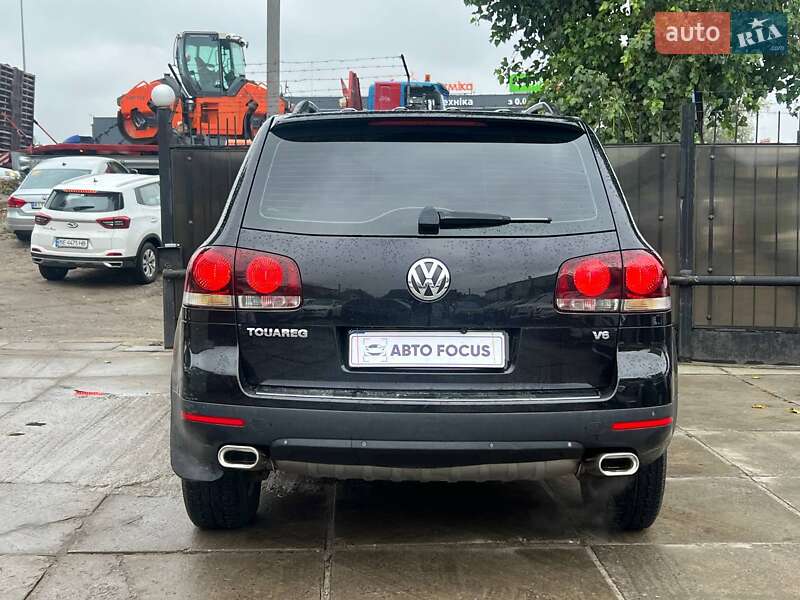 Внедорожник / Кроссовер Volkswagen Touareg 2008 в Киеве