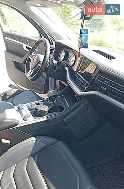 Внедорожник / Кроссовер Volkswagen Touareg 2020 в 