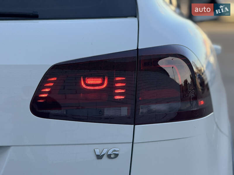 Позашляховик / Кросовер Volkswagen Touareg 2015 в Києві фото 17 Позашляховик / Кросовер Volkswagen Touareg 2015 в Києві