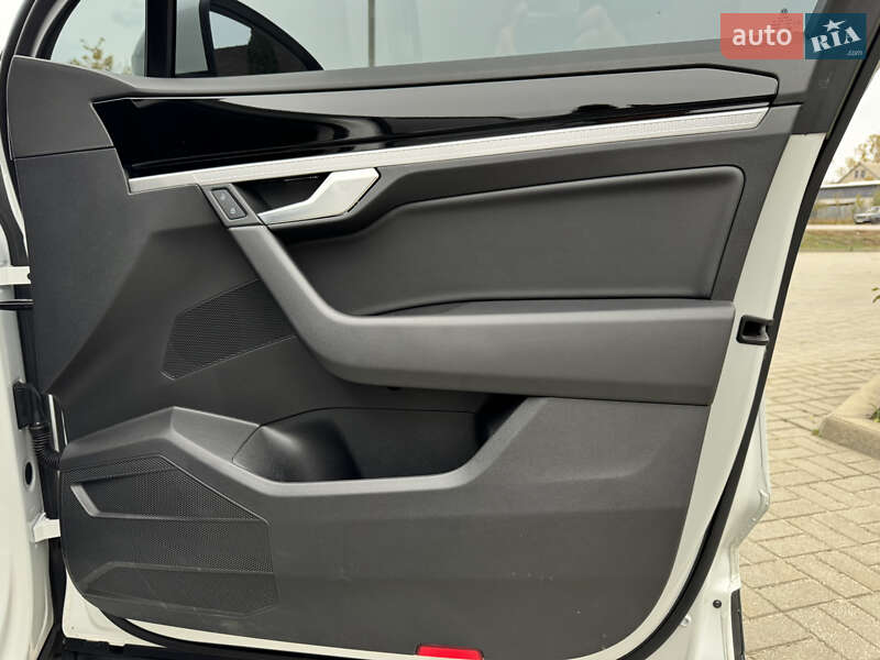 Внедорожник / Кроссовер Volkswagen Touareg 2020 в Харькове фото 24 Внедорожник / Кроссовер Volkswagen Touareg 2020 в Харькове
