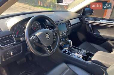 Внедорожник / Кроссовер Volkswagen Touareg 2016 в Хмельницком