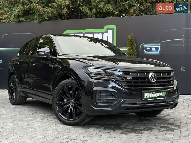 Внедорожник / Кроссовер Volkswagen Touareg 2020 в Киеве