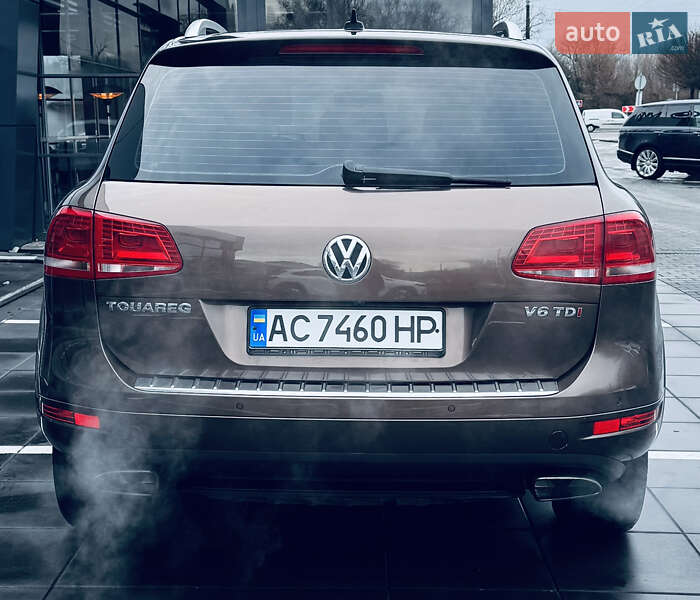 Позашляховик / Кросовер Volkswagen Touareg 2014 в Луцьку