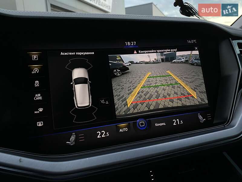 Позашляховик / Кросовер Volkswagen Touareg 2019 в Мукачевому