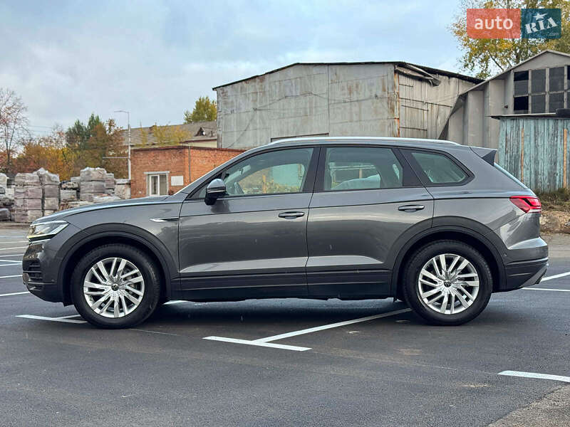 Внедорожник / Кроссовер Volkswagen Touareg 2021 в Киеве фото 6 Внедорожник / Кроссовер Volkswagen Touareg 2021 в Киеве