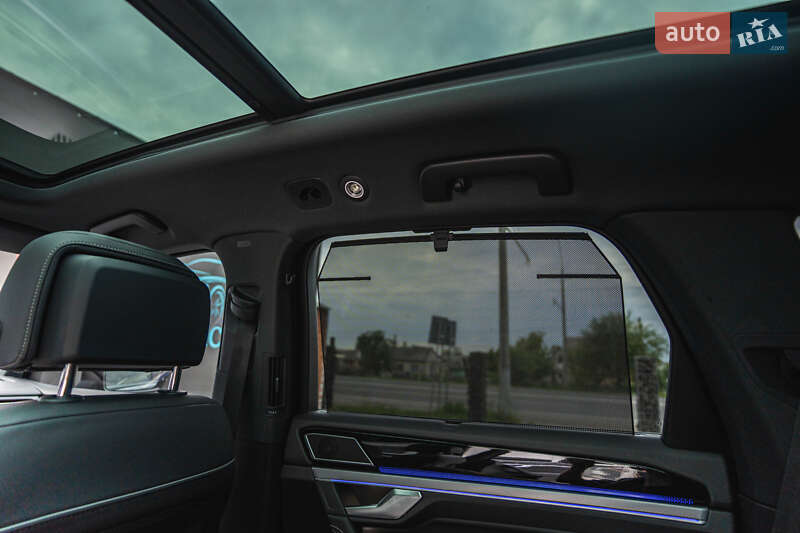 Позашляховик / Кросовер Volkswagen Touareg 2019 в Луцьку