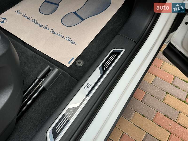 Внедорожник / Кроссовер Volkswagen Touareg 2021 в Киеве фото 80 Внедорожник / Кроссовер Volkswagen Touareg 2021 в Киеве