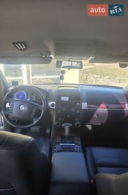 Внедорожник / Кроссовер Volkswagen Touareg 2006 в  фото 17 Внедорожник / Кроссовер Volkswagen Touareg 2006 в