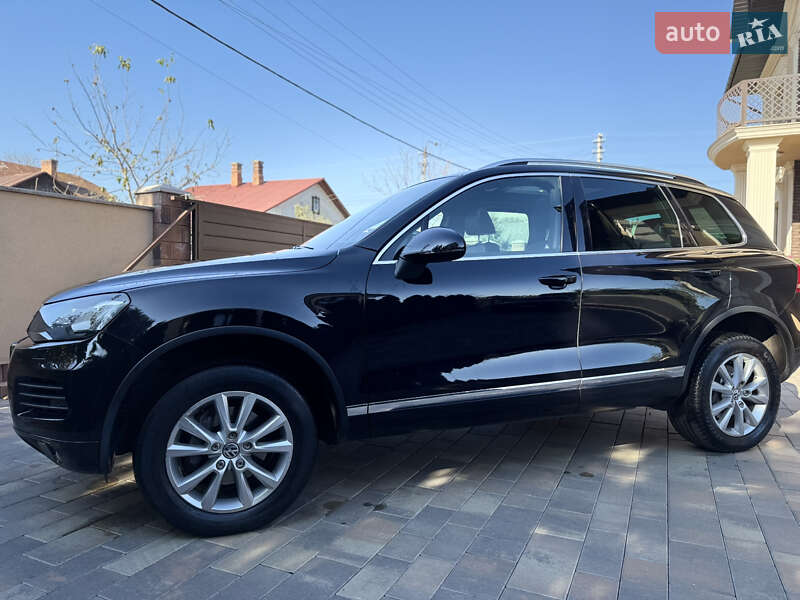 Внедорожник / Кроссовер Volkswagen Touareg 2013 в Черновцах фото 32 Внедорожник / Кроссовер Volkswagen Touareg 2013 в Черновцах