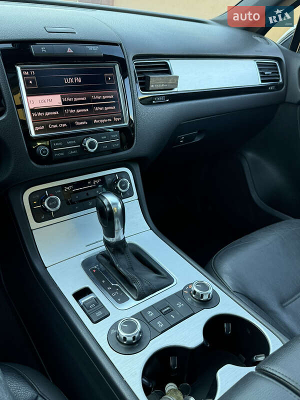 Внедорожник / Кроссовер Volkswagen Touareg 2013 в Черновцах фото 69 Внедорожник / Кроссовер Volkswagen Touareg 2013 в Черновцах