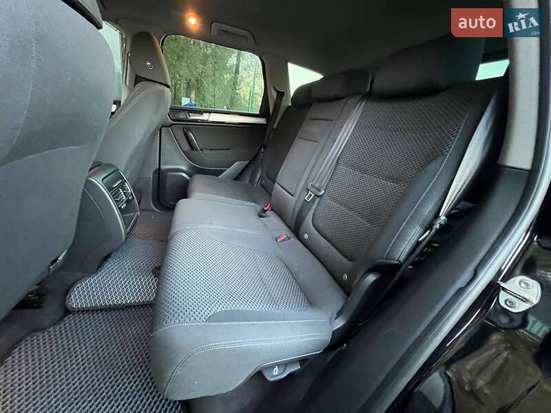 Позашляховик / Кросовер Volkswagen Touareg 2013 в Хмельницькому фото 27 Позашляховик / Кросовер Volkswagen Touareg 2013 в Хмельницькому