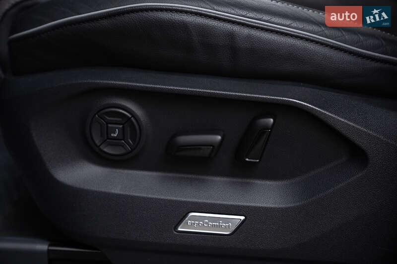 Позашляховик / Кросовер Volkswagen Touareg 2023 в Києві фото 22 Позашляховик / Кросовер Volkswagen Touareg 2023 в Києві