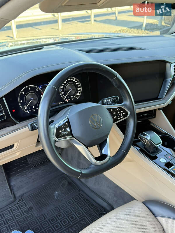 Позашляховик / Кросовер Volkswagen Touareg 2022 в Луцьку фото 9 Позашляховик / Кросовер Volkswagen Touareg 2022 в Луцьку