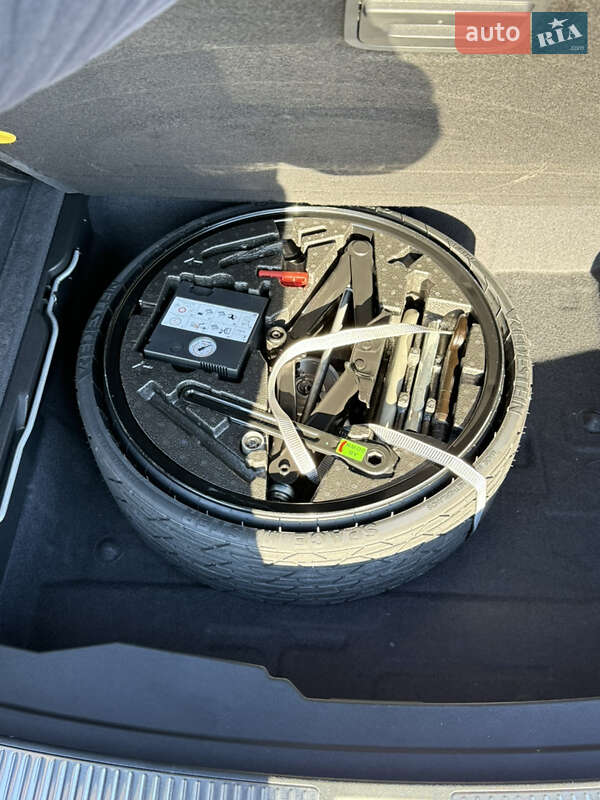 Позашляховик / Кросовер Volkswagen Touareg 2022 в Луцьку фото 23 Позашляховик / Кросовер Volkswagen Touareg 2022 в Луцьку