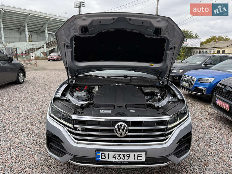 Внедорожник / Кроссовер Volkswagen Touareg 2018 в Полтаве фото 53 Внедорожник / Кроссовер Volkswagen Touareg 2018 в Полтаве