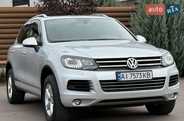 Внедорожник / Кроссовер Volkswagen Touareg 2012 в 