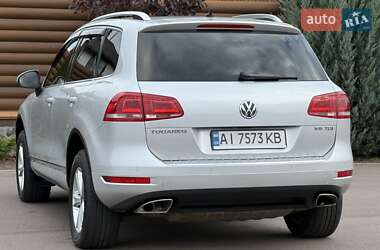 Внедорожник / Кроссовер Volkswagen Touareg 2012 в 